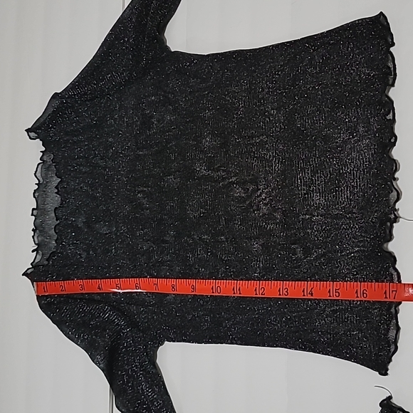 Metallic black ruffle scoop neck - Picture 6 of 6